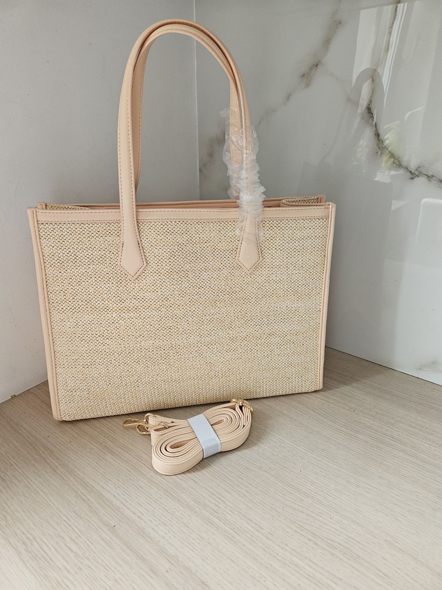 Damska torebka guess
