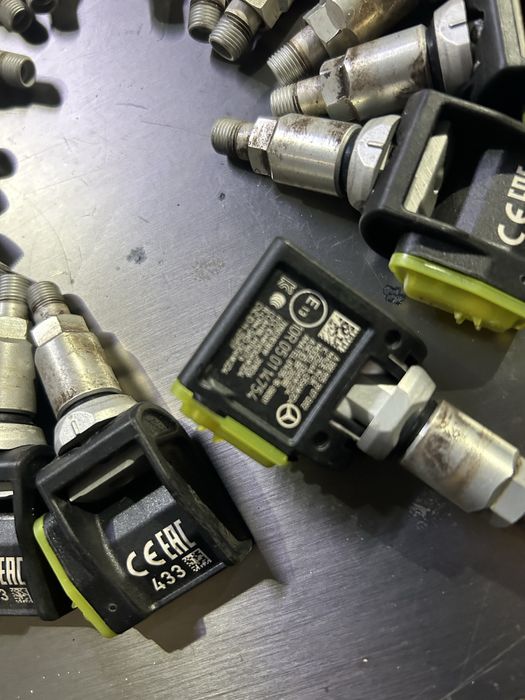 Датчики тиску в шинах мерседес. TPMS Merc MB