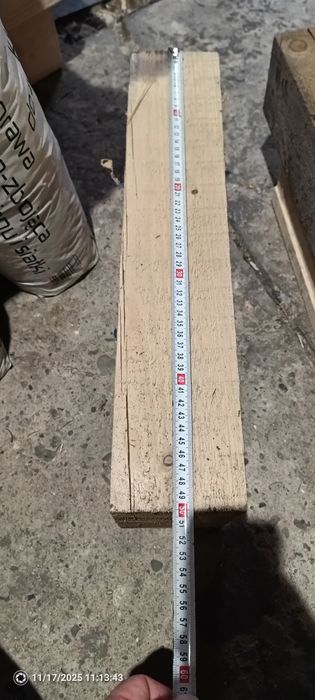 Klocki lite drewno. Klocek drewniany na opał Klocki drewniane.