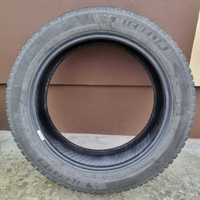 Komplet opon wielosezonowych Michelin 235/50R19