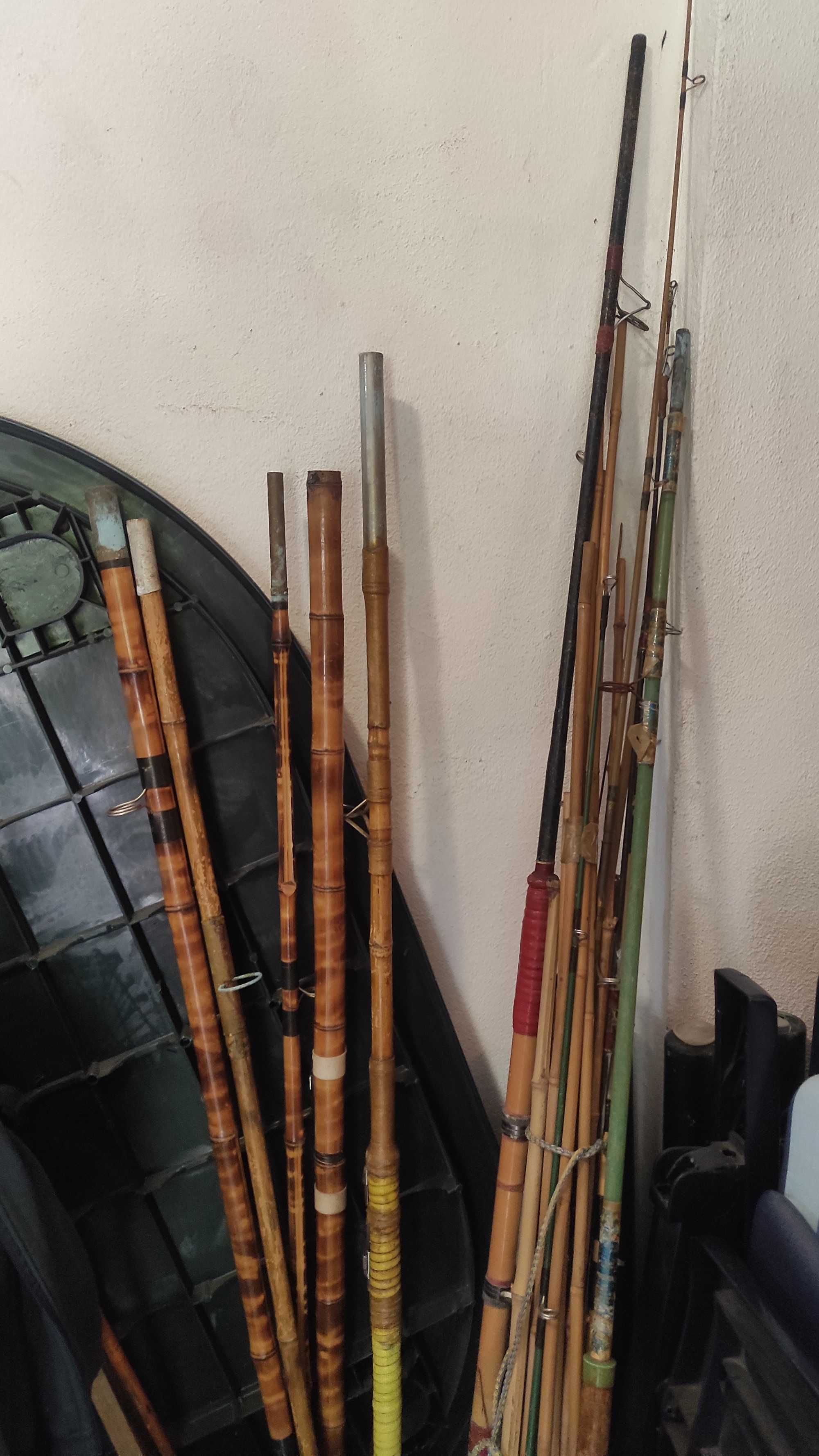 Conjunto de Canas de pesca - usadas