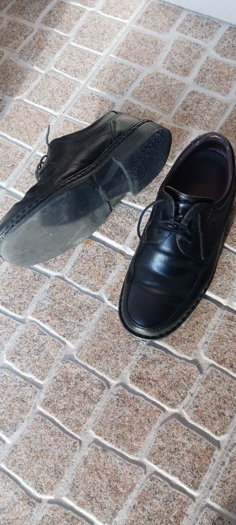 Sapatos em pele genuina de homem