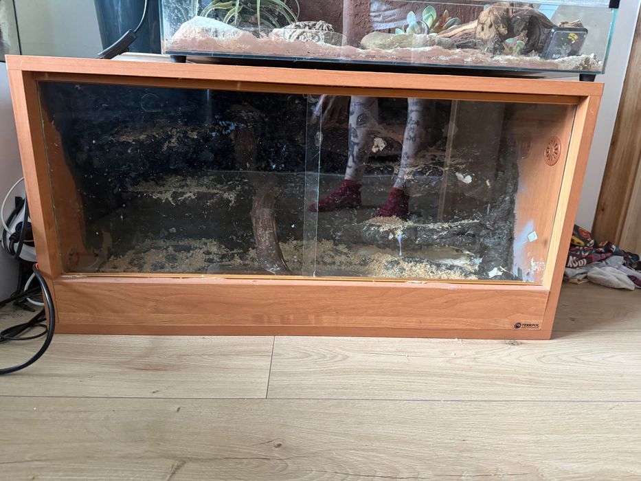 Terrarium z płyty meblowej 80x40x40