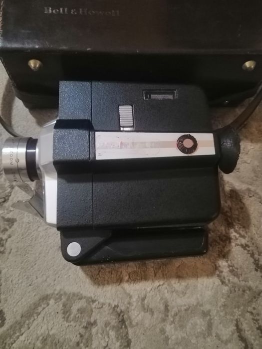 Продам відеокамера Bell Howelll