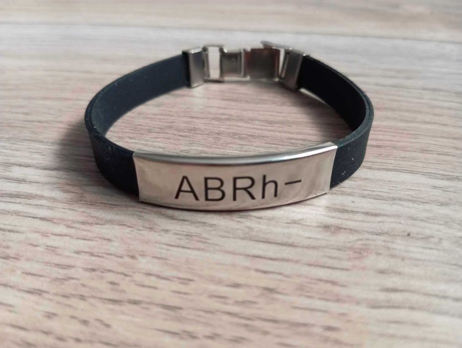 Bransoletka z grupą krwi ABrh-
