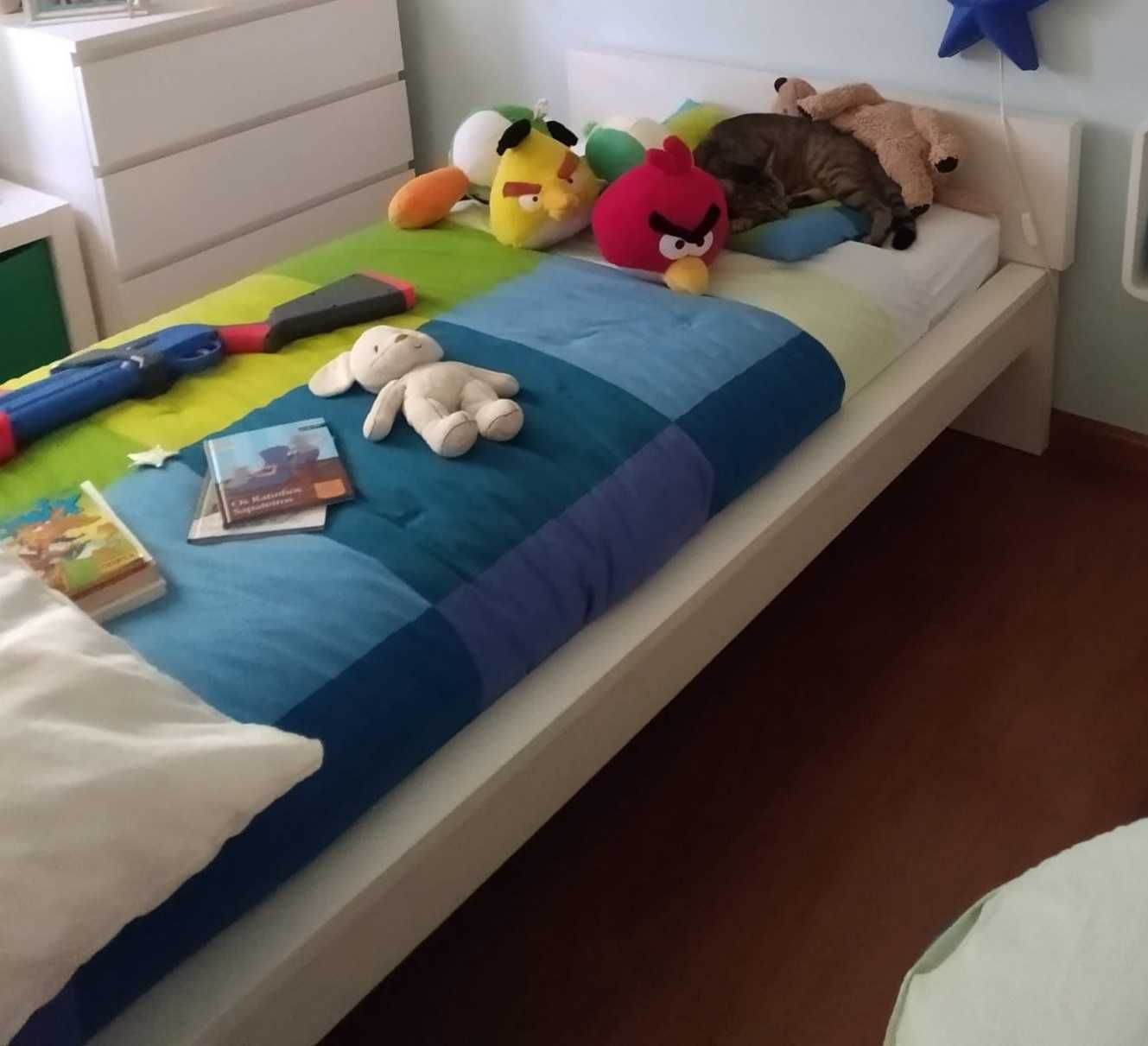 2 camas completas (estrado + colchão) como novas - 250€ cada conjunto