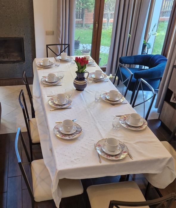 Stół drewniany rozkładany