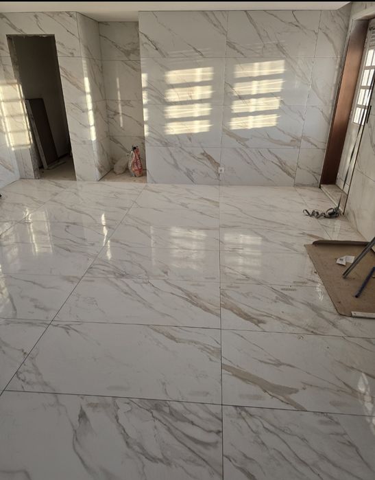 LADRILHADOR 10 euros m2