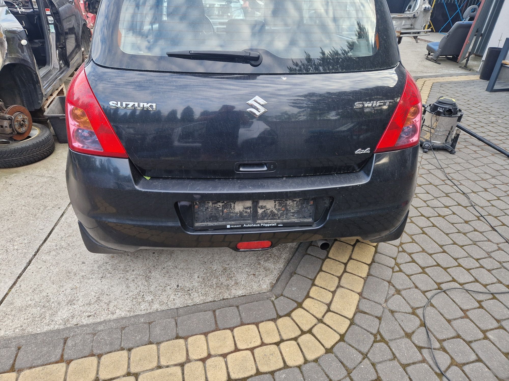 Suzuki swift mk6 klapa tył zce