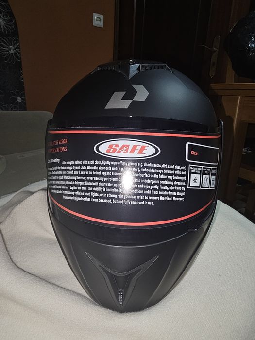 Capacete preto baso abertura frontal