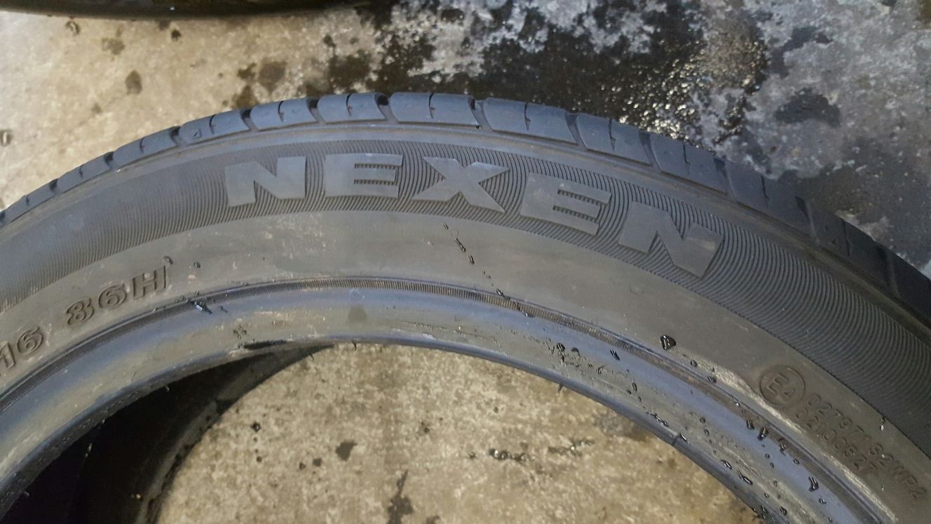 Para opon 215/45R16 86H Nexen Nblue HD Plus