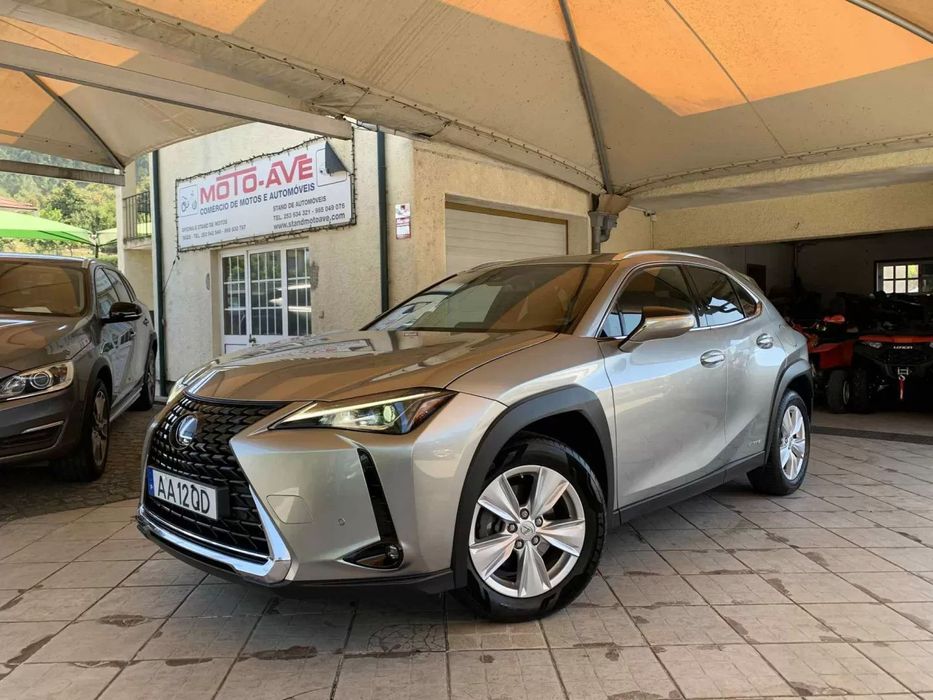 Lexus UX 250h Executive+