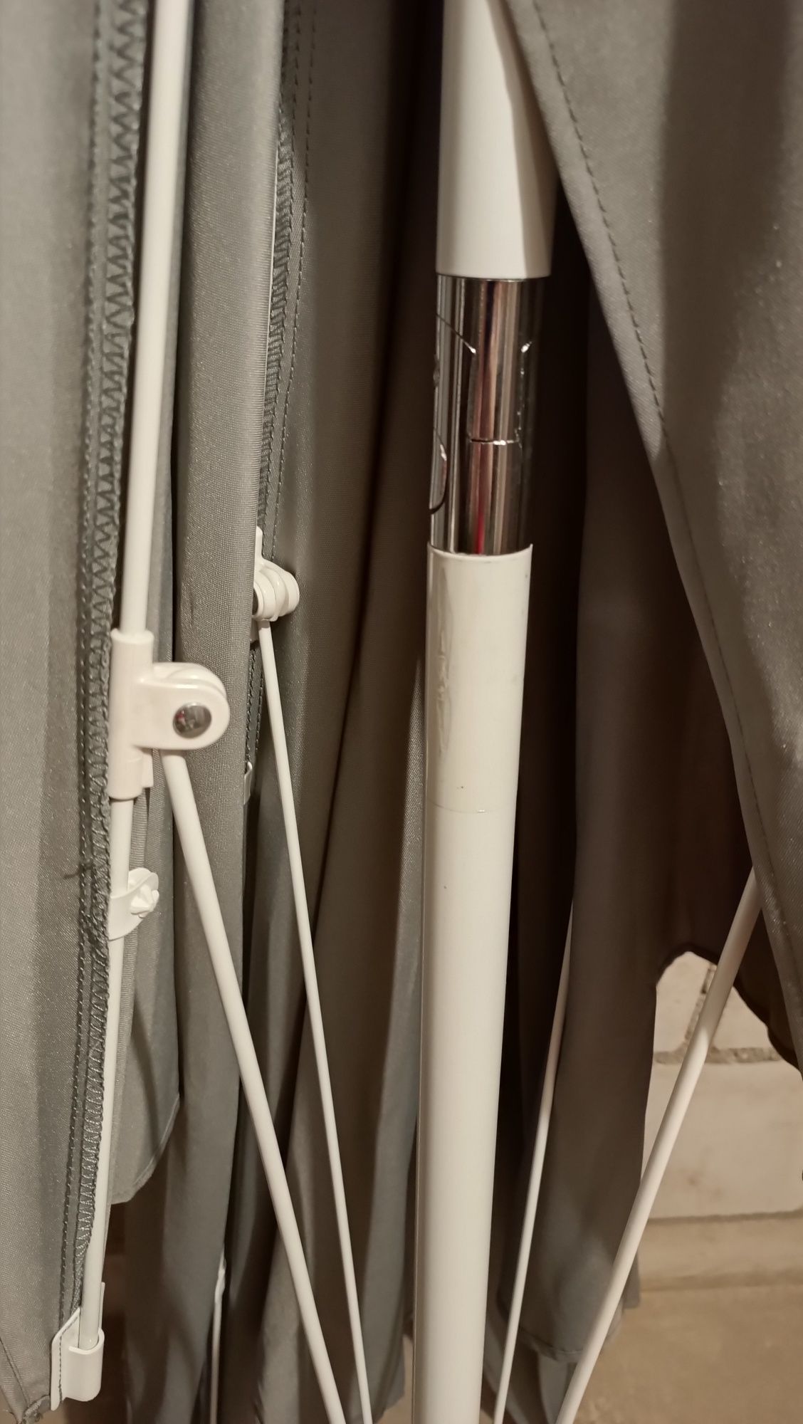 Parasol z podstawą Ikea