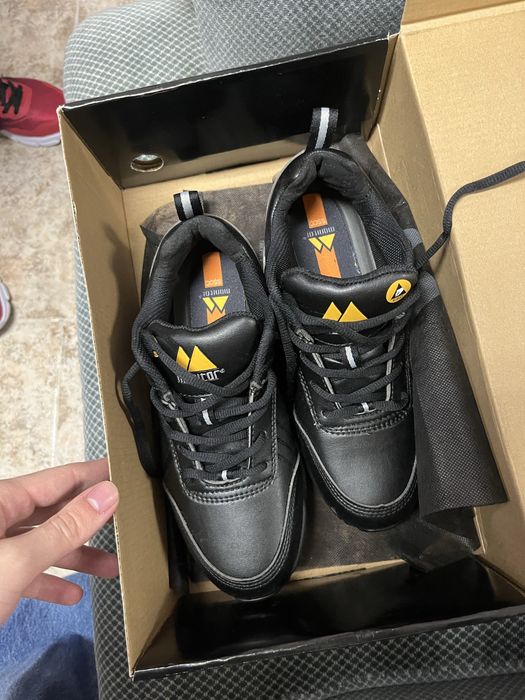 Tenis Pretos de caminhada