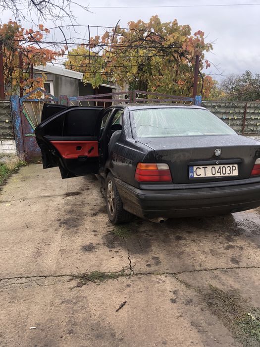 Продам БМВ є 36 в хорошому стані