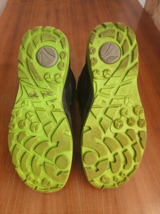 Ботинки  Lowa GTX