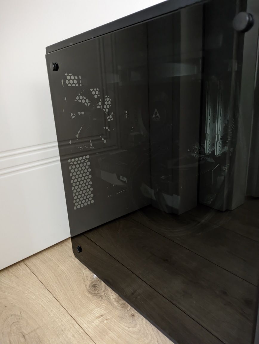 Komputer stacjonarny (Ryzen 5800X, RTX 2060, 16GB DDR4,