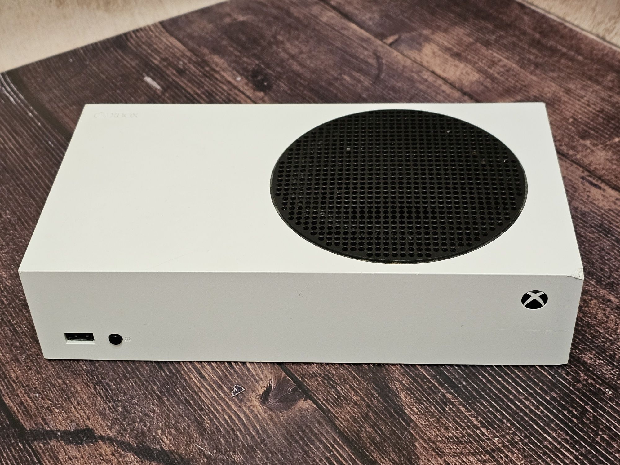 Microsoft Xbox Series S 512Gb б/у с гарантией