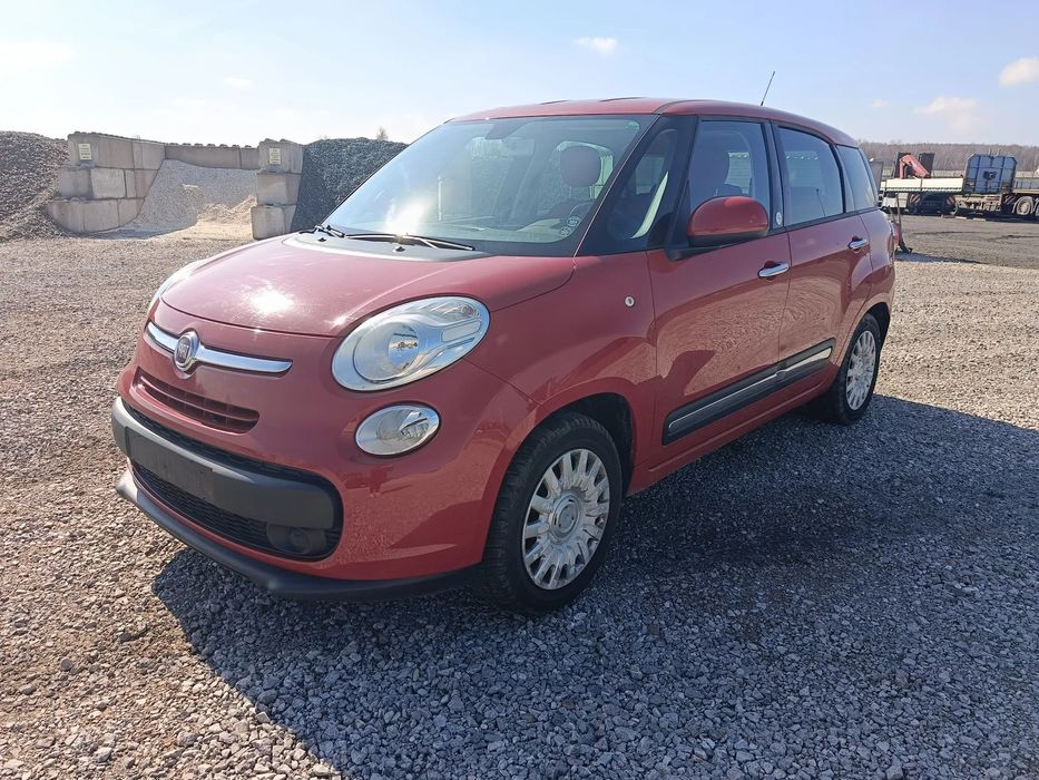 Fiat 500L Fiat 500L Living 0.9 TB 105KM Minivan z 2013 roku Klima