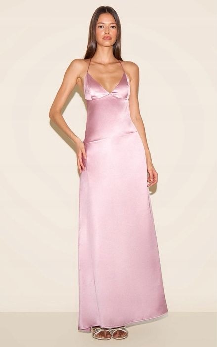 Рожева,атласна макси сукня на завʼязках PRETTYLITTLETHING