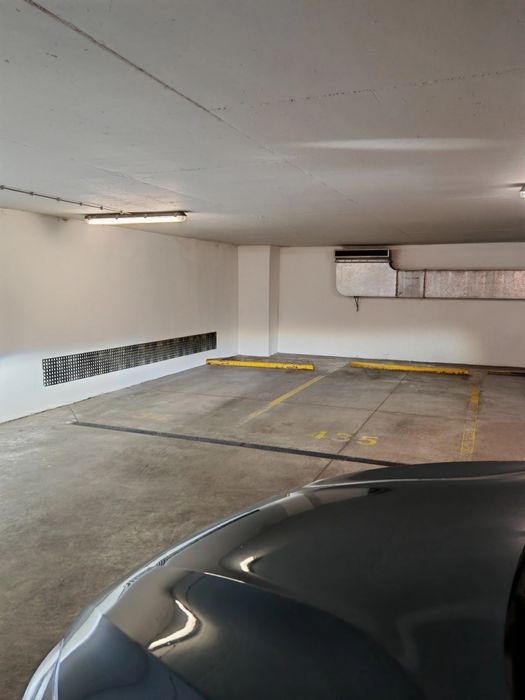 Wynajmę miejsce parkingowe w garażu, al. KEN 96 / Garaż