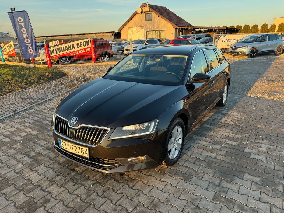 Skoda Superb Jeden Właściciel Bezwypadkowa Bardzo dobry stan Salon Serwisowana