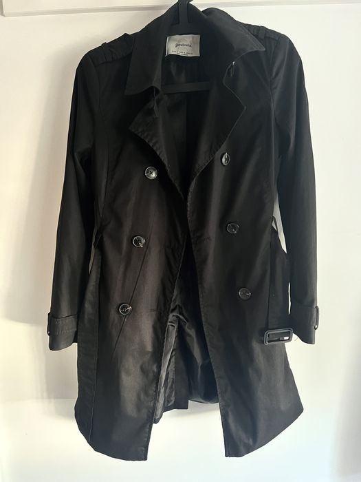 Czarny płaszcz rozmiar S