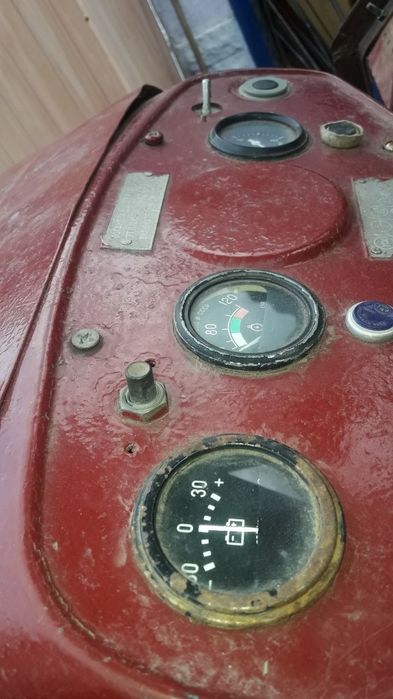 Трактор т25 с прицепом
