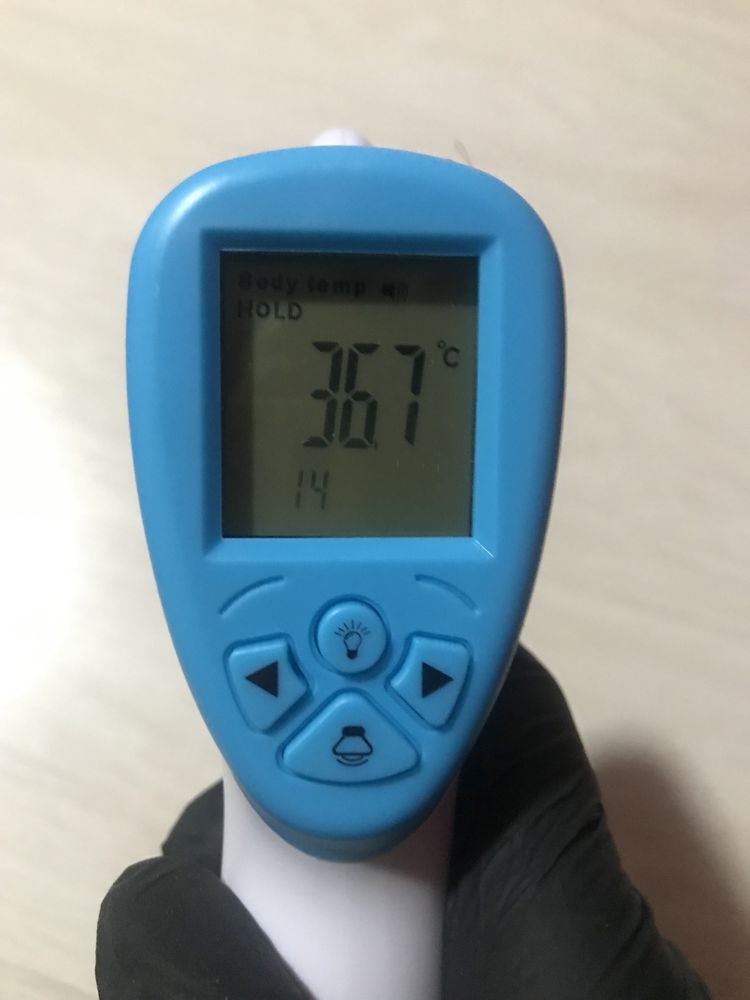 Цифровой бесконтактный градусник инфракрасный Лобный термометр Aicare
