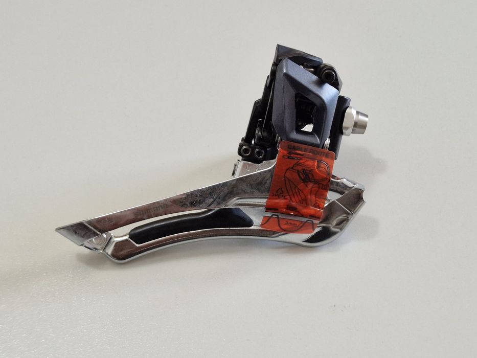 Desviador Shimano Ultegra R8000 novo a estrear