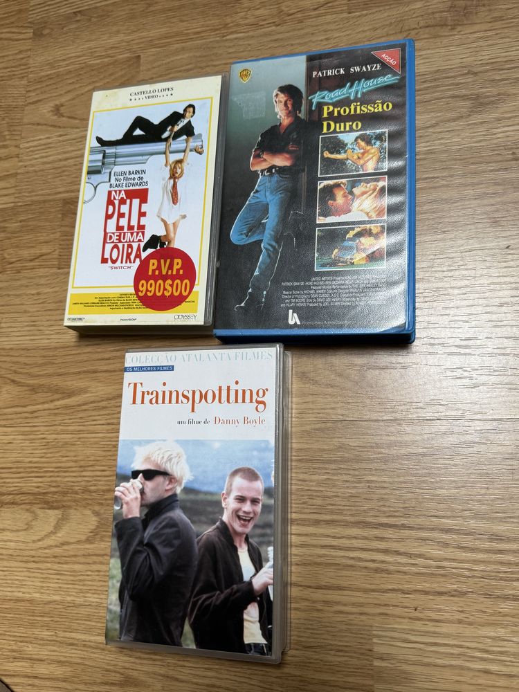 Cassetes VHS variadas e originais