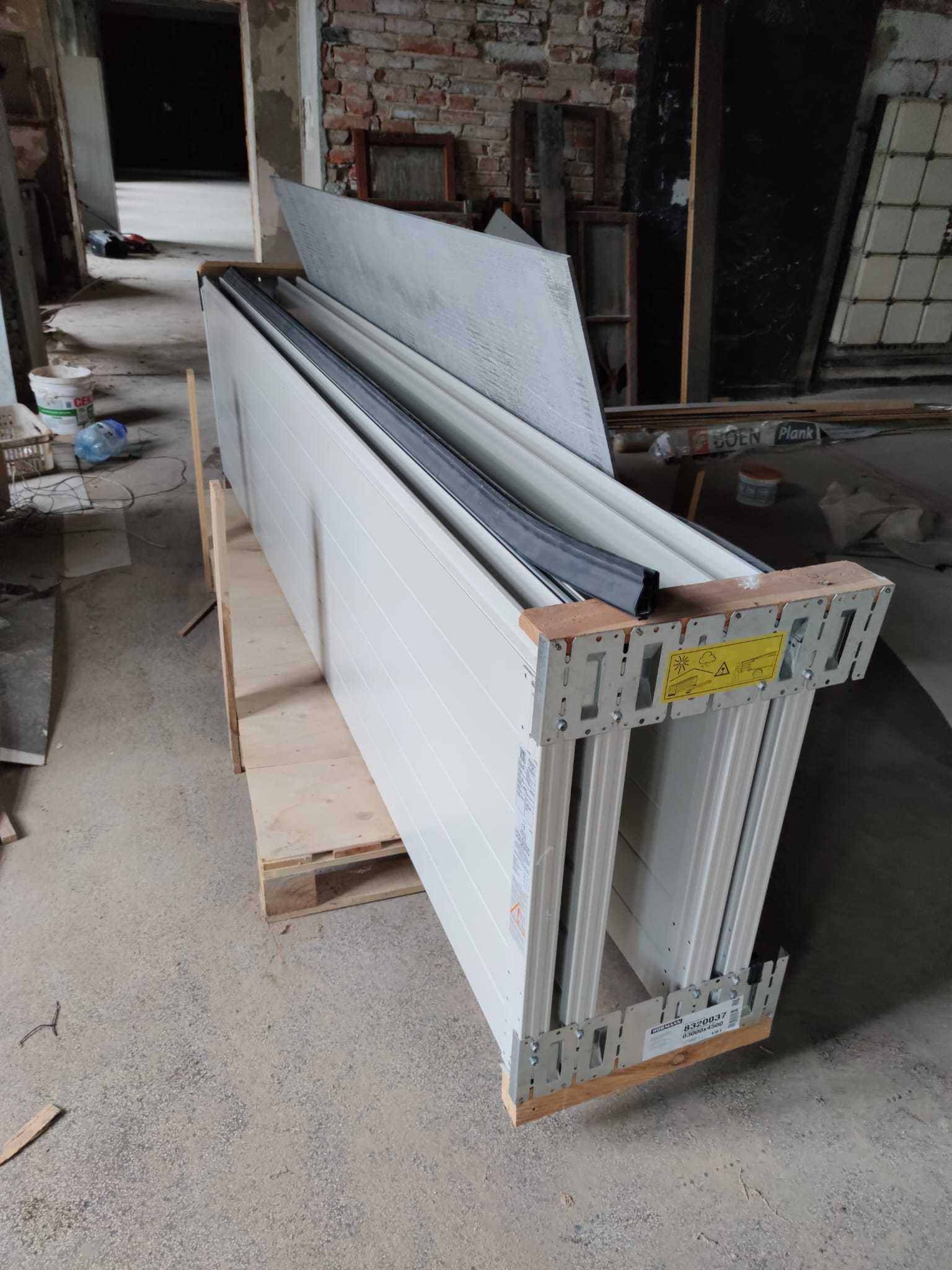 Panel przemysłowy bramy Hormann SPU40/SPU42 3040x750