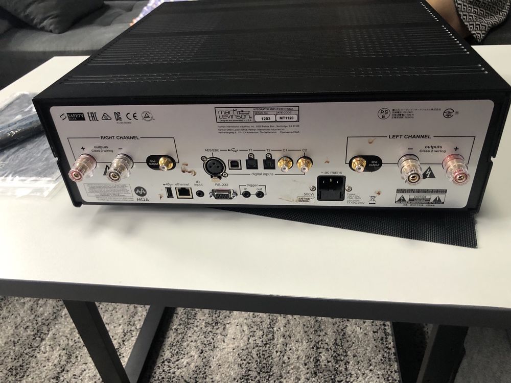 Wzmacniacz Mark Levinson