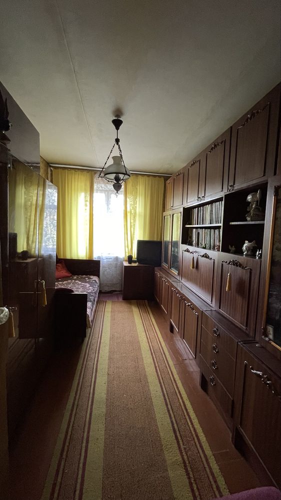 3-кімнатна квартира, вул. Дружби, 60 м²