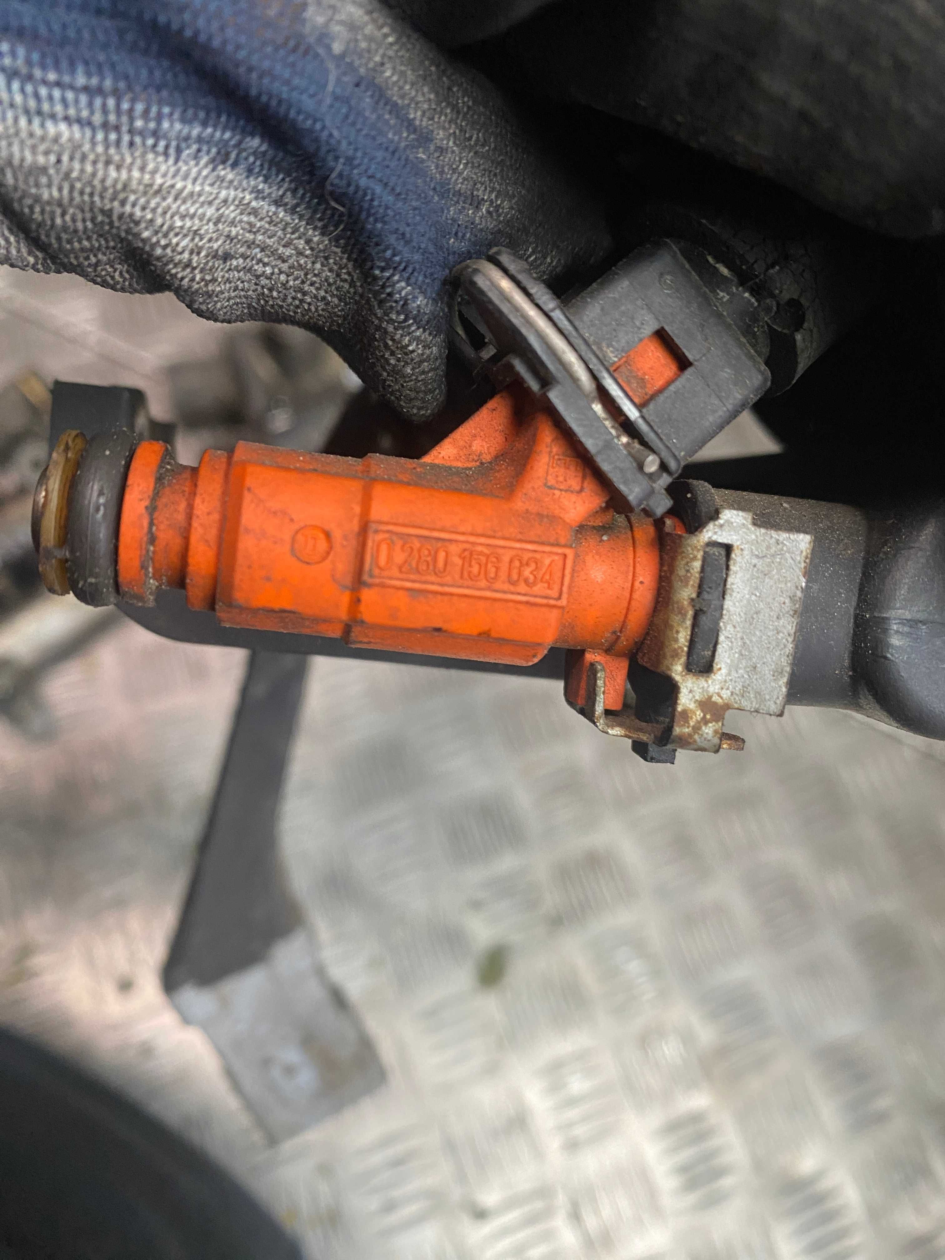 Listwa wtryskowa Peugeot 307. 96. 537. 088. 80. / 0280.1560.34.