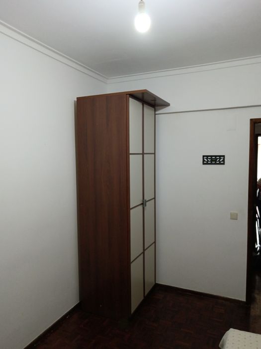 Alugo quarto em Oeiras