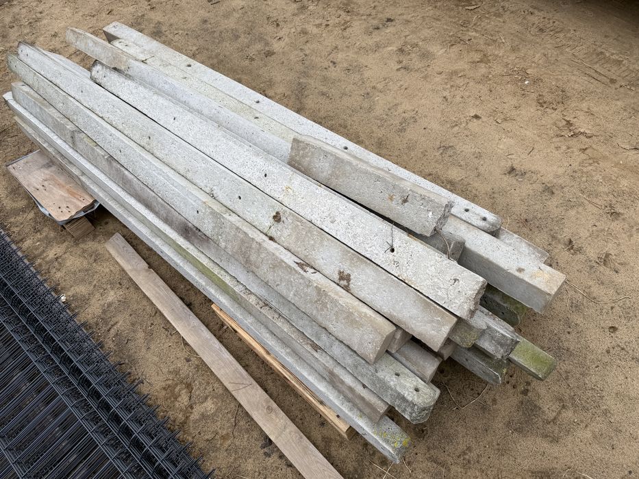 Słupki betonowe 30szt