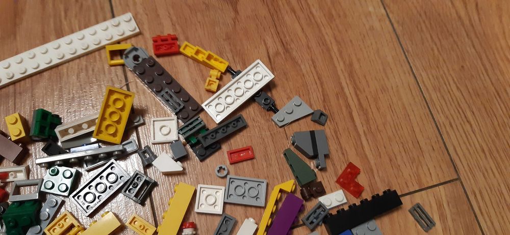pozostałości klocków lego mini zestaw różne części