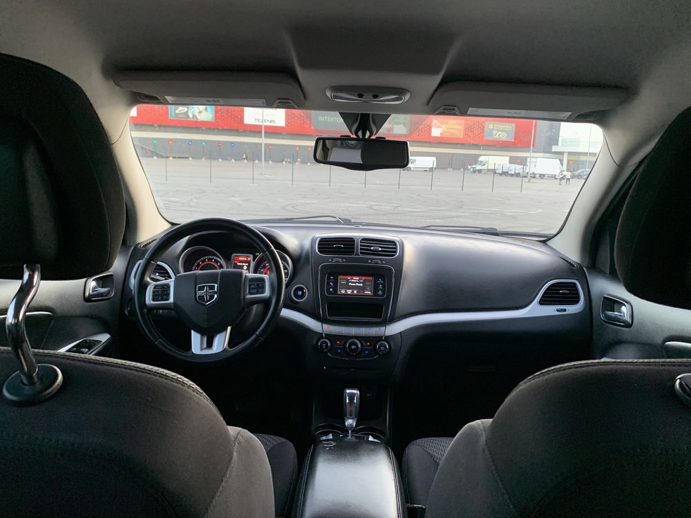 Dodge Journey 2.4 бензин 2013