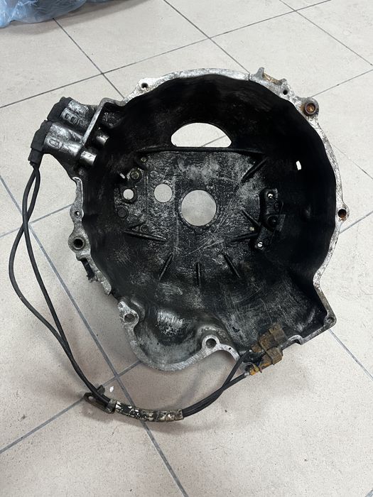 Dzwon skrzyni BMW E24 E28 E23 E30 M3 Getrag 265 Dogleg 262 Overdrive