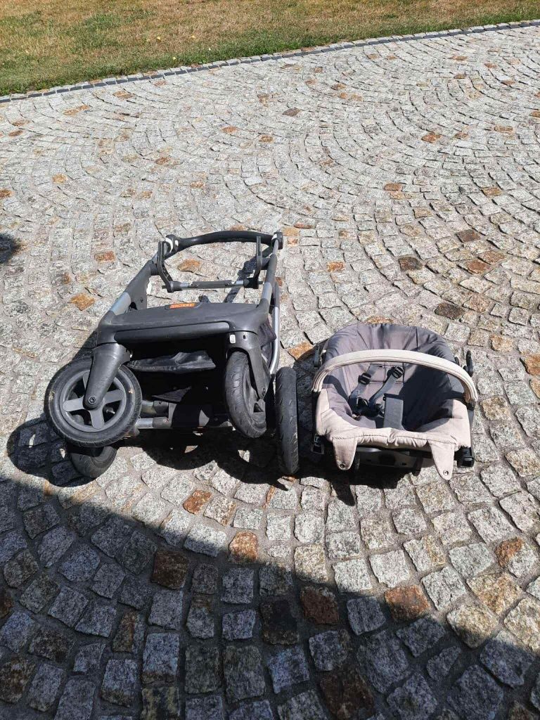 Stylowy i funkcjonalny wózek Stokke 2w1- gondola + spacerówka