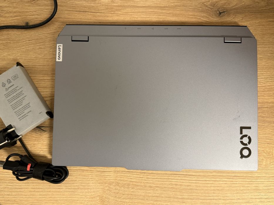 Ноутбук Lenovo LOQ 15IAX9