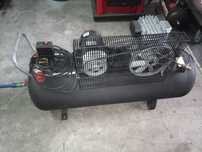 Compressor ar 200 L Trifasico