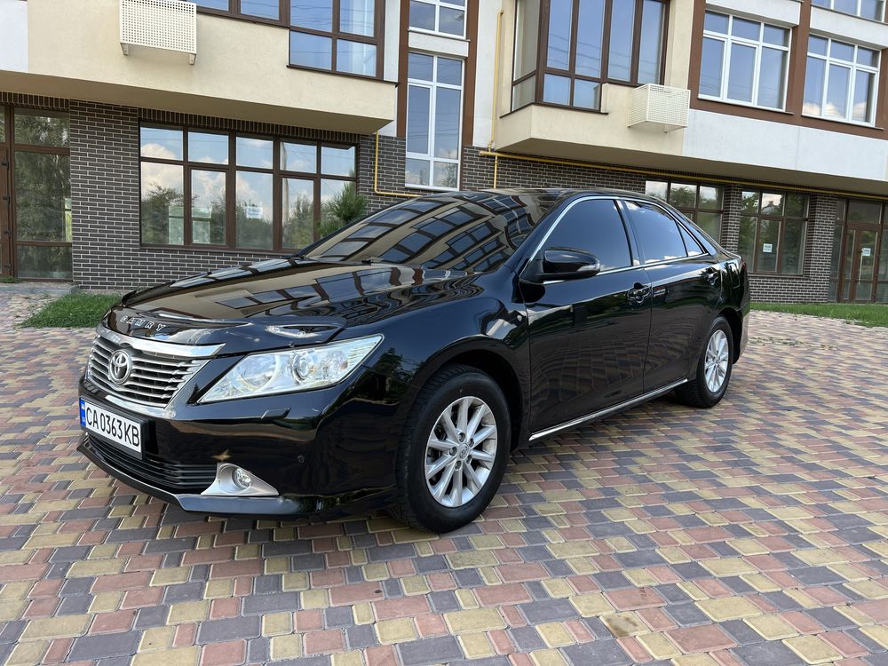 Toyota Camry V 50