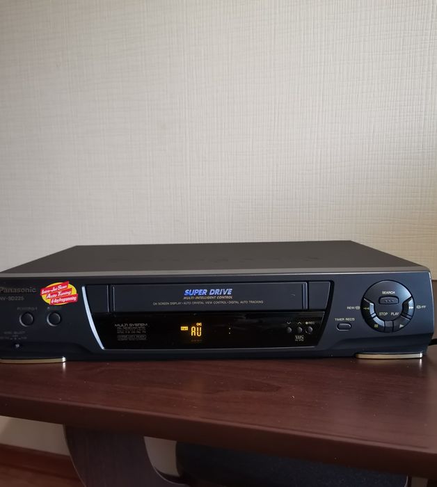 Видеомагнитофон PANASONIC NV-SD225EU