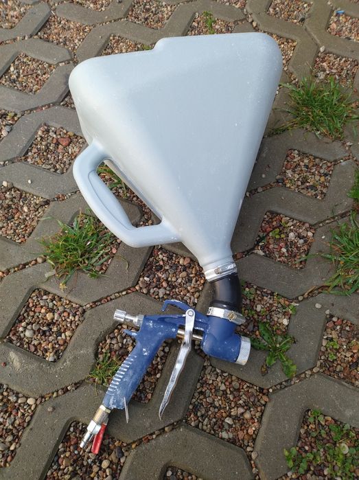PISTOLET DO Tynkowania Malowania BIELENIA 7,5L
