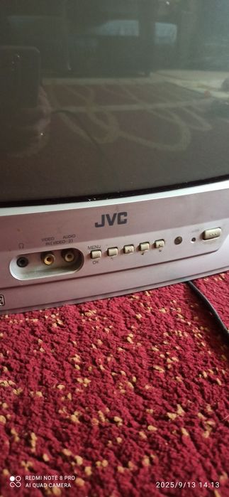 Продам 2 телевизора Rainford и JVC