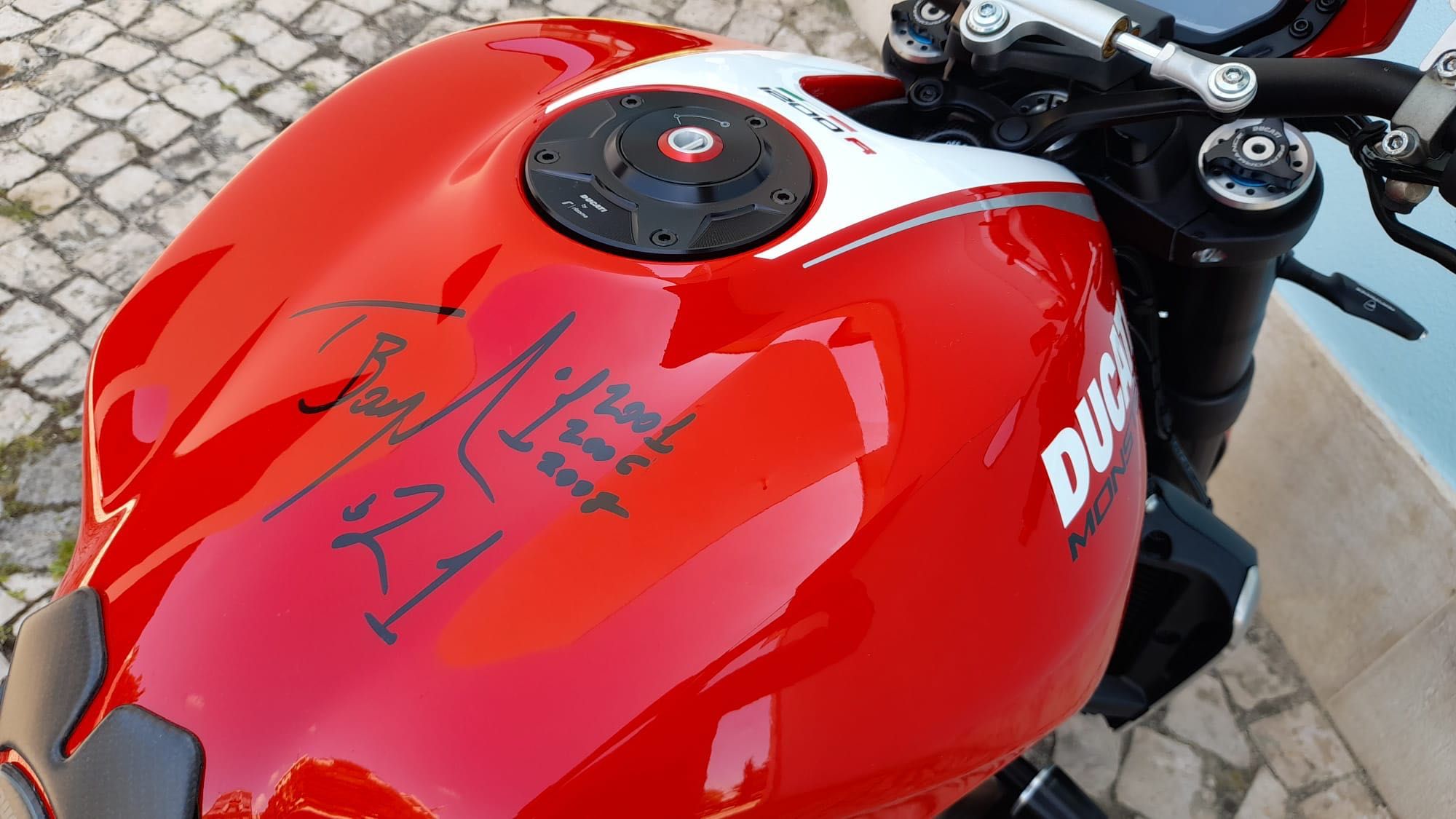 DUCATI MONSTER 1200 R - FULL EXTRAS