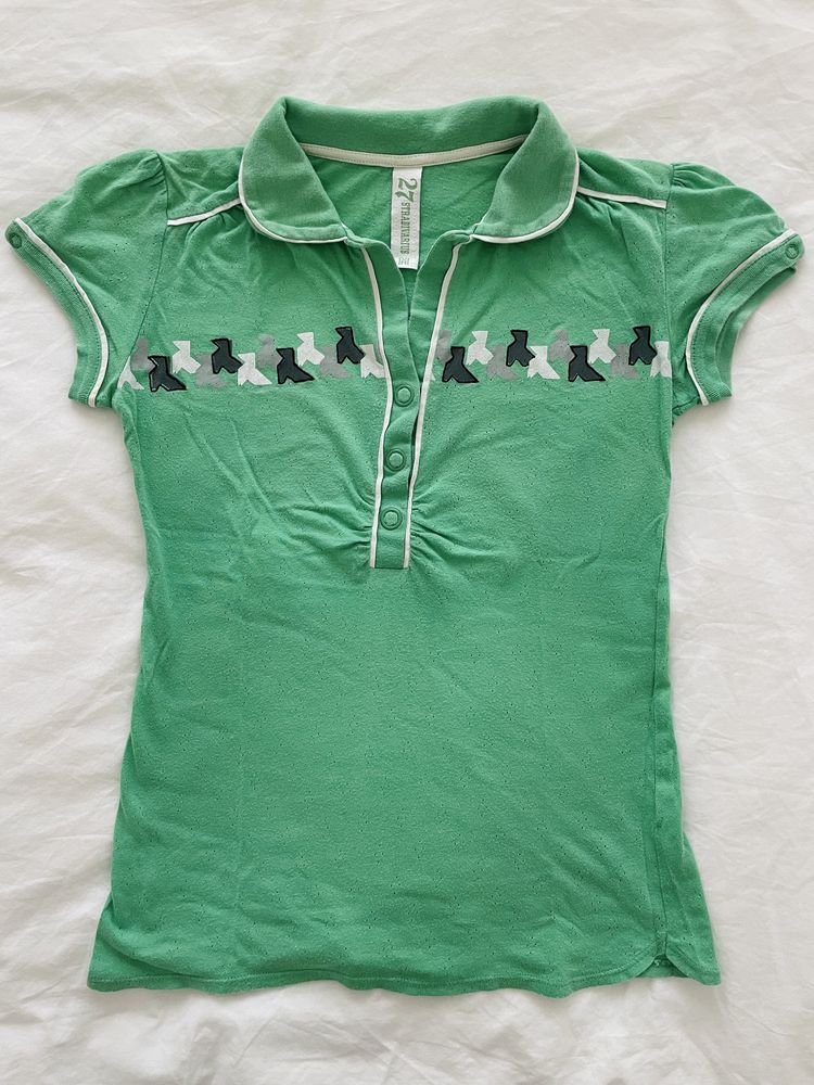 T-shirt verde com gola Stradivarius (tam M)