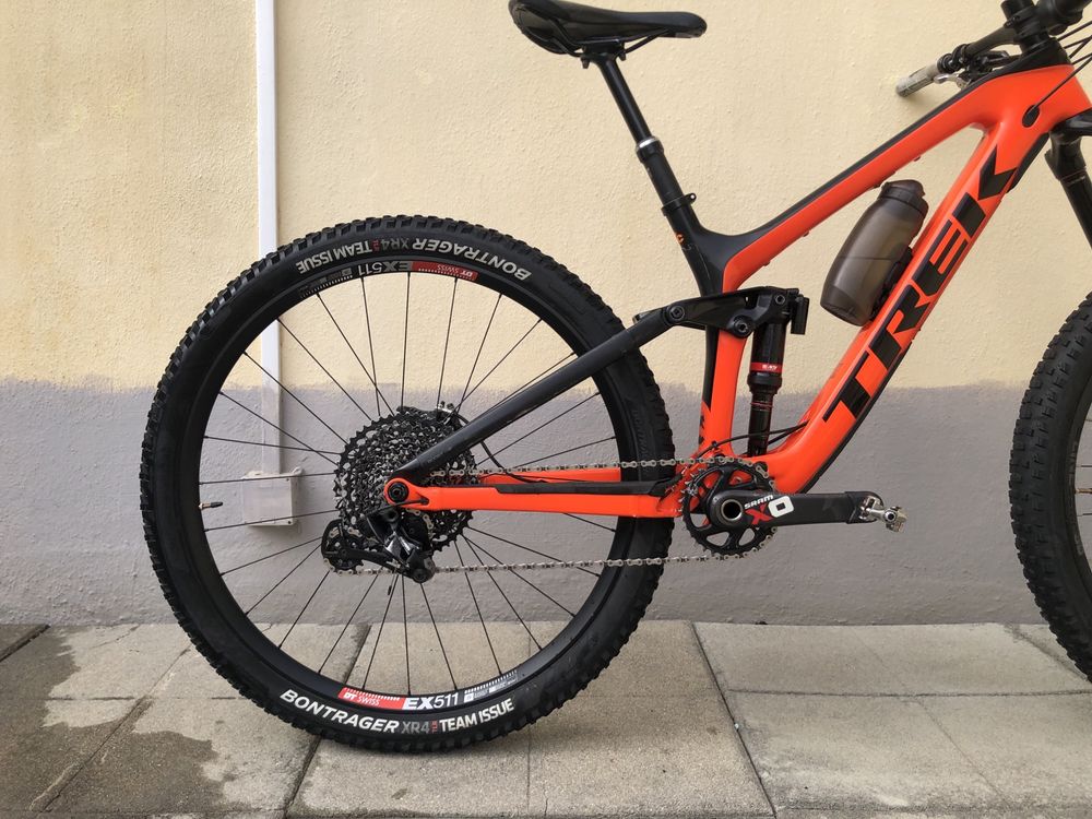 Trek Slash 9.8 Carbono - Roda 29